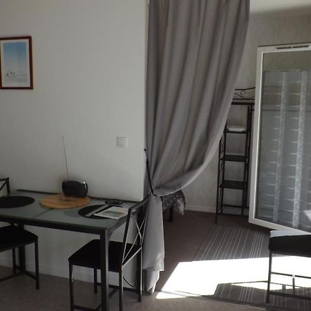 Appartement T2 ,Parking Prive,Terrasse, 10 Mns A Pieds De La Cite Corsaire Et Ses Plages 圣马洛 外观 照片