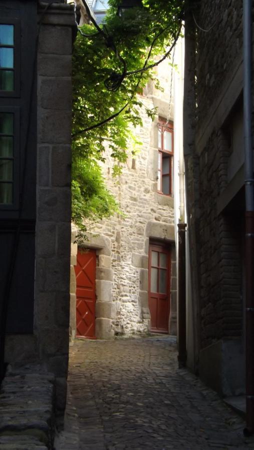 Appartement T2 ,Parking Prive,Terrasse, 10 Mns A Pieds De La Cite Corsaire Et Ses Plages 圣马洛 外观 照片